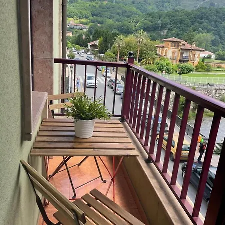 Apartamento Pantin Cangas דירה *